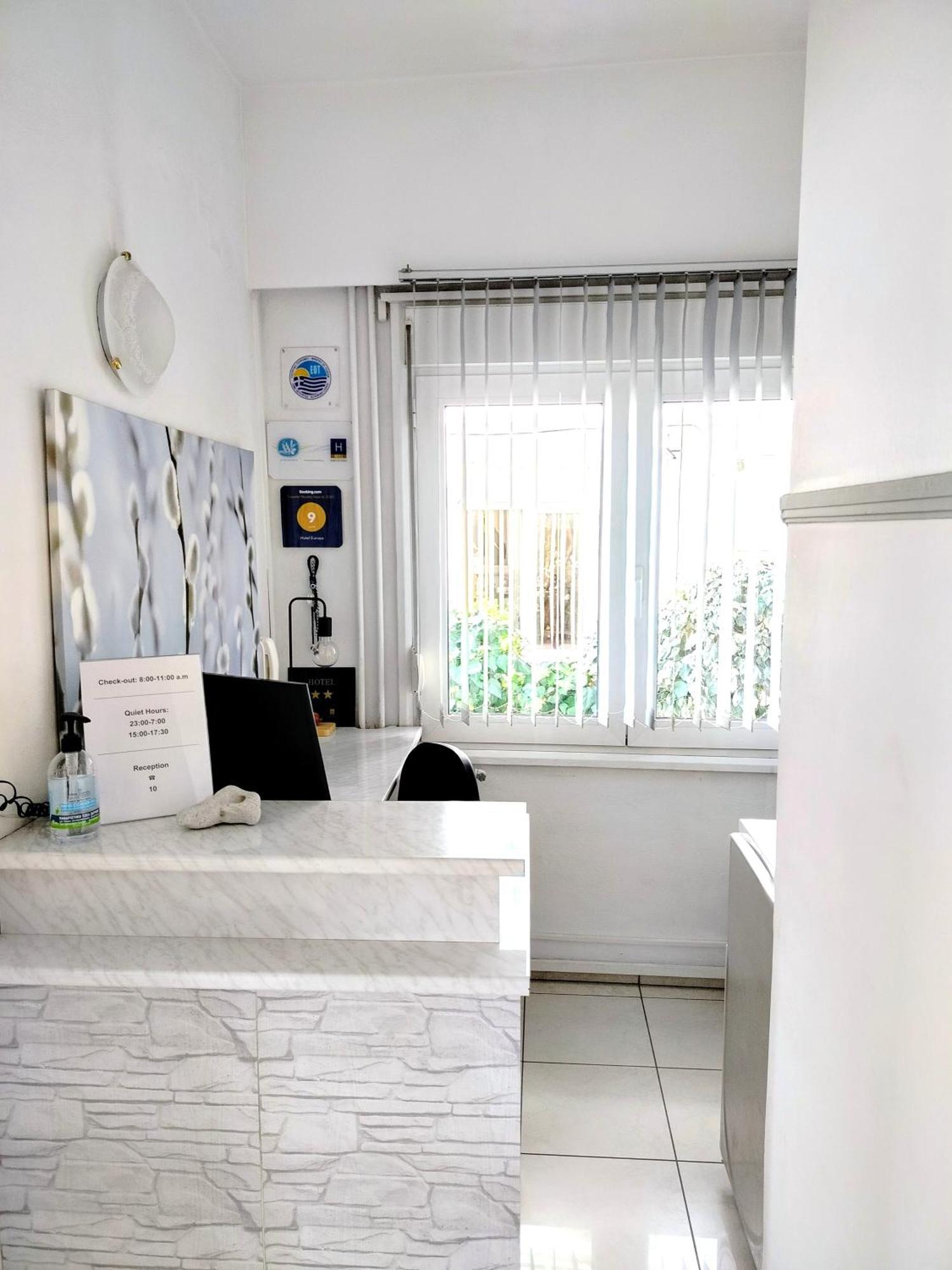 Hotel Europa - Family And Senior Friendly Kavála ภายนอก รูปภาพ